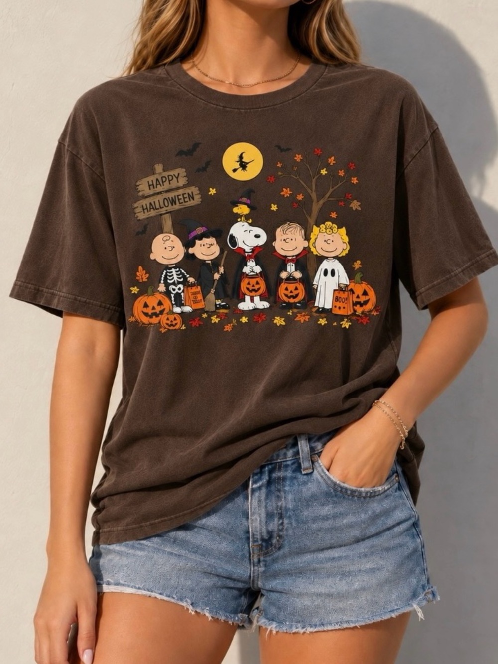 Gildan Brown Peanuts Halloween Graphic Tee